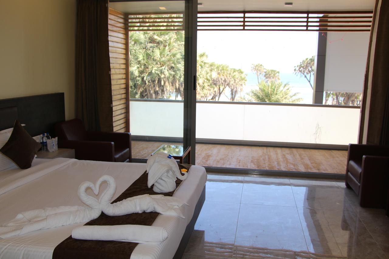 Krishna Beach Resorts - Diu Exterior foto