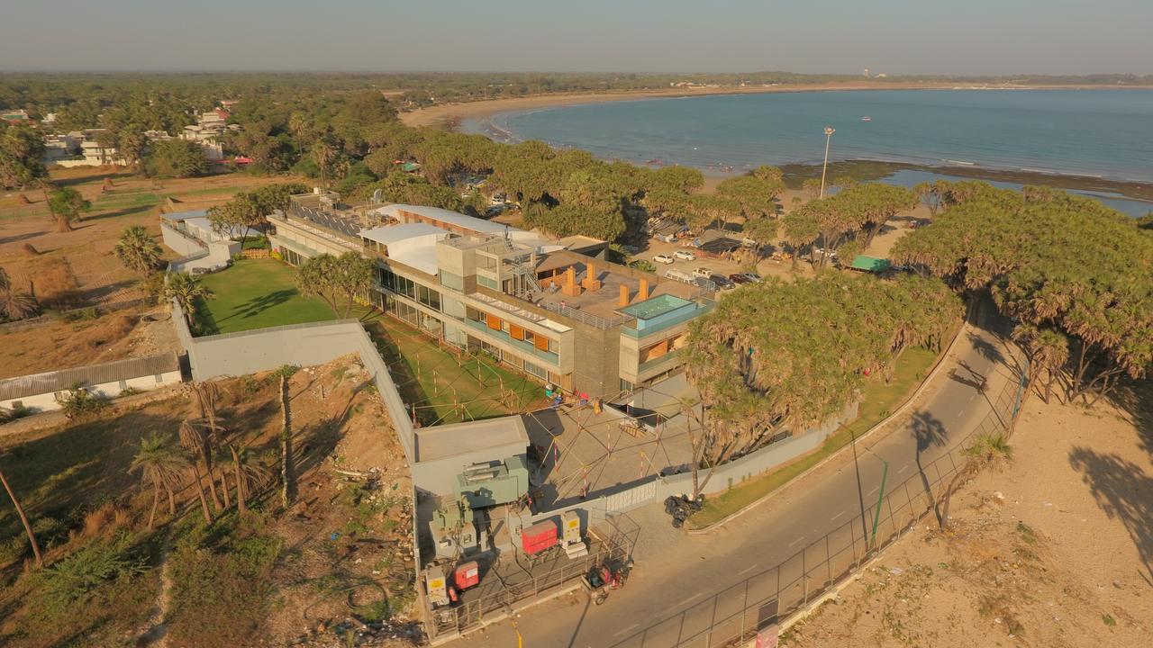 Krishna Beach Resorts - Diu Exterior foto